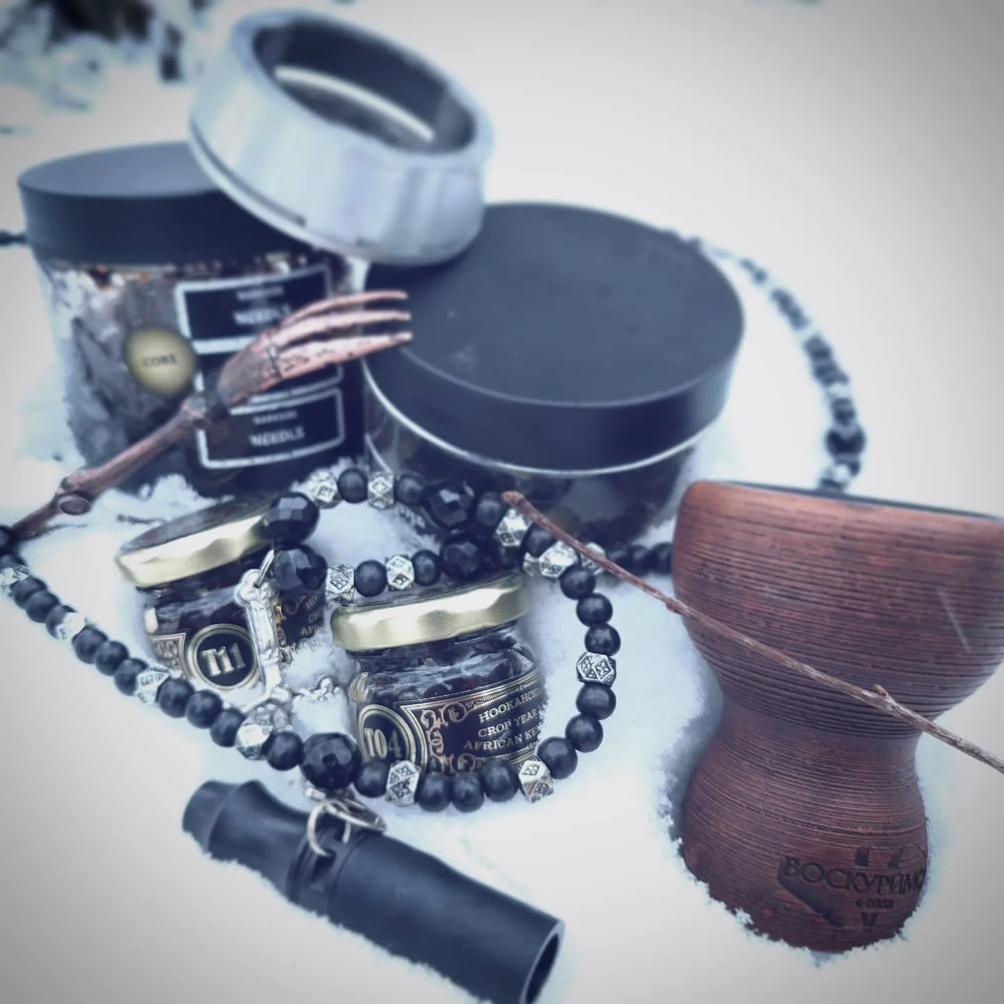 Time for hookah in the snow